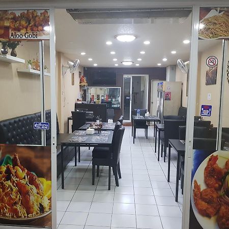 Royal Inn Kitchen And Bar Паттайя Экстерьер фото