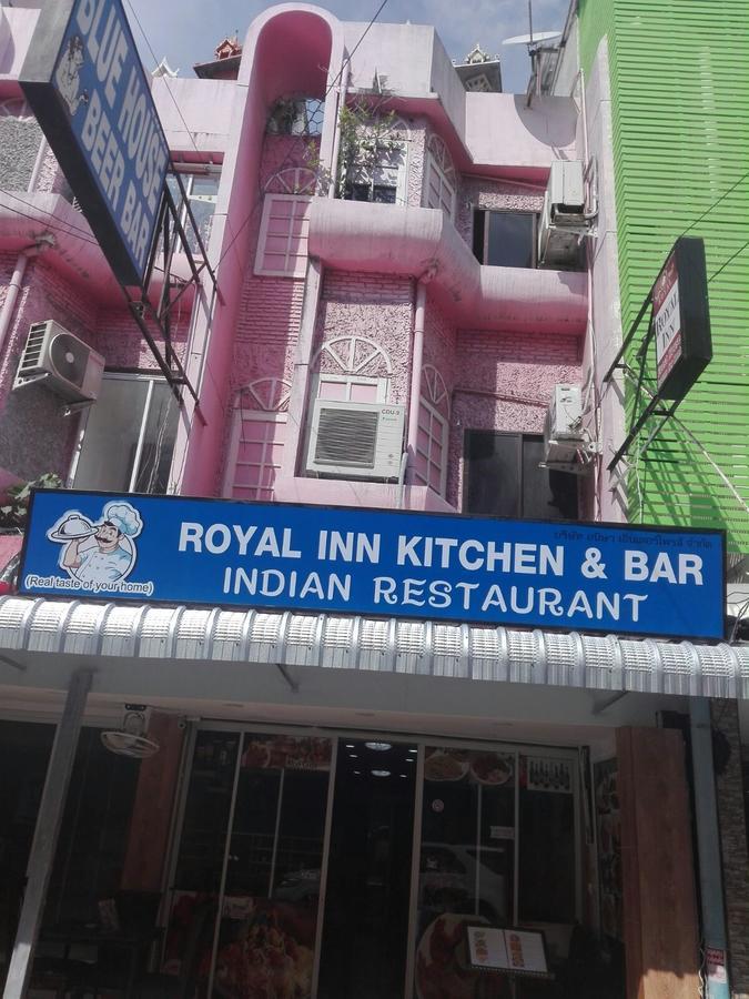 Royal Inn Kitchen And Bar Паттайя Экстерьер фото