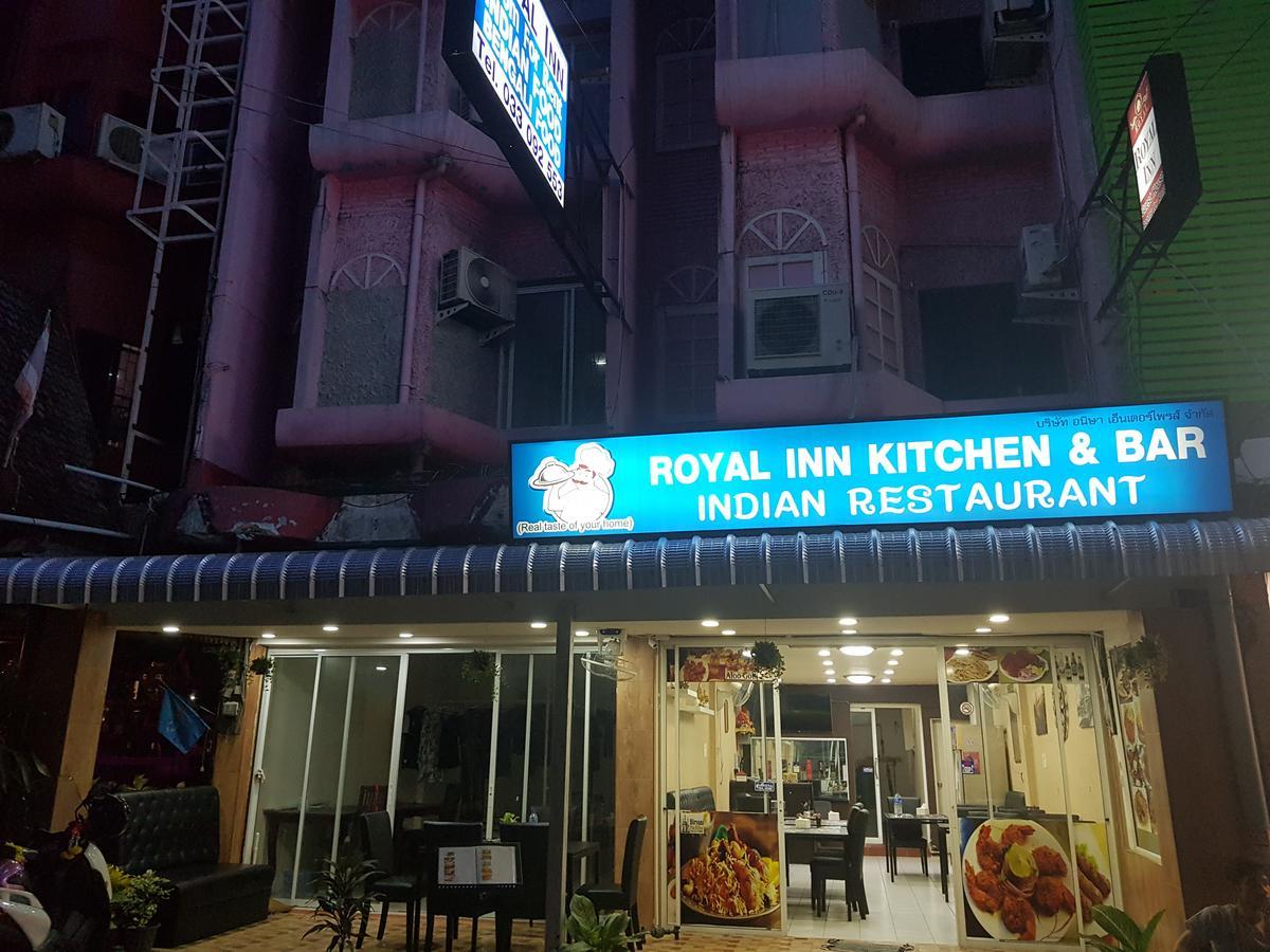 Royal Inn Kitchen And Bar Паттайя Экстерьер фото